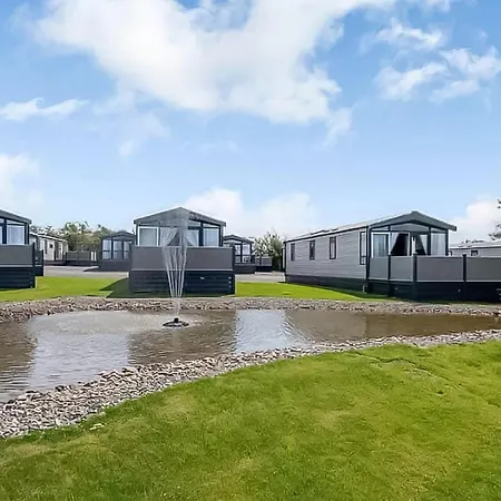 Green Meadows Country Park Harker