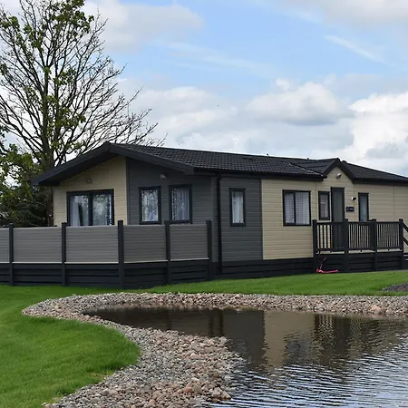 Green Meadows Country Park Harker