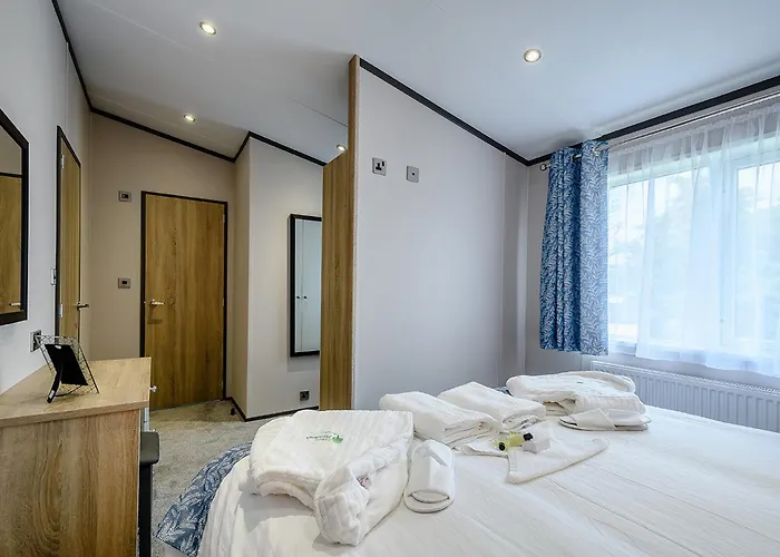 Green Meadows Country Park Harker