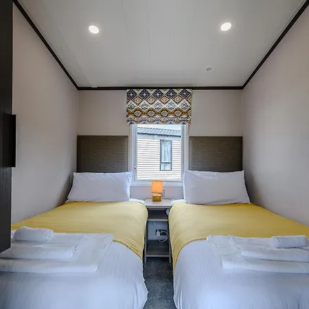 Aldeamento Turístico Green Meadows Country Park *