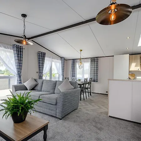 Green Meadows Country Park